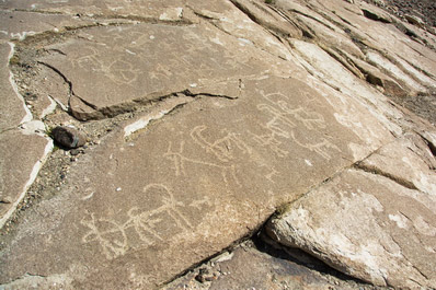 Langar petroglyphs