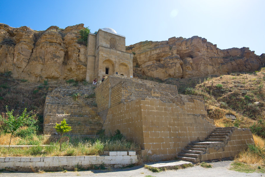 Mausoleo-mezquita Diri-Baba, cerca de Shamakhi, Azerbaiyán