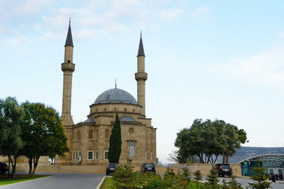Mezquita de los Mártires, Bakú, Azerbaiyán