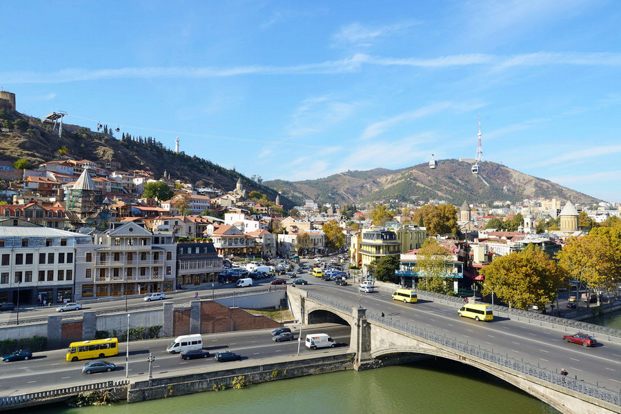 Puente Metekhi, Tiflis, Georgia