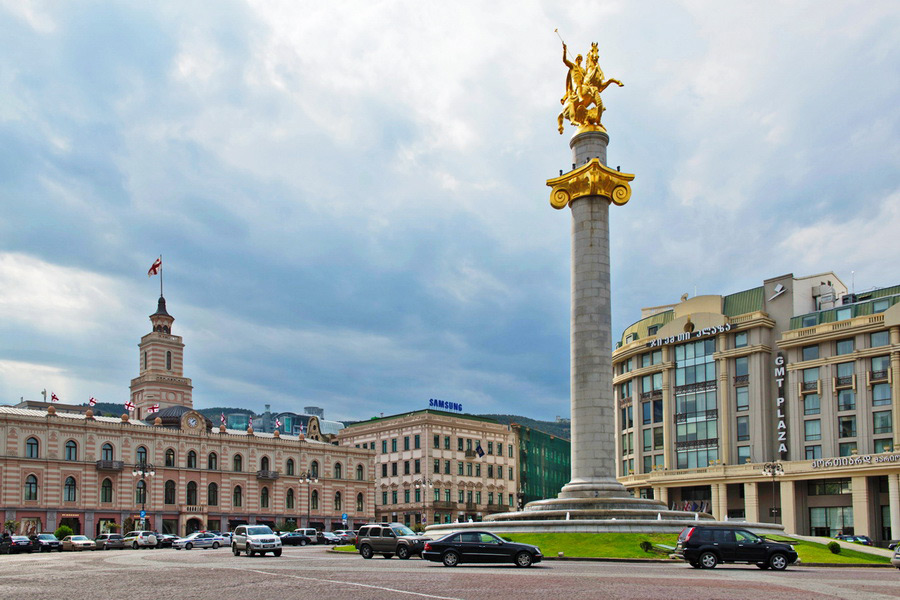 Plaza de la Libertad, Tiflis, Georgia