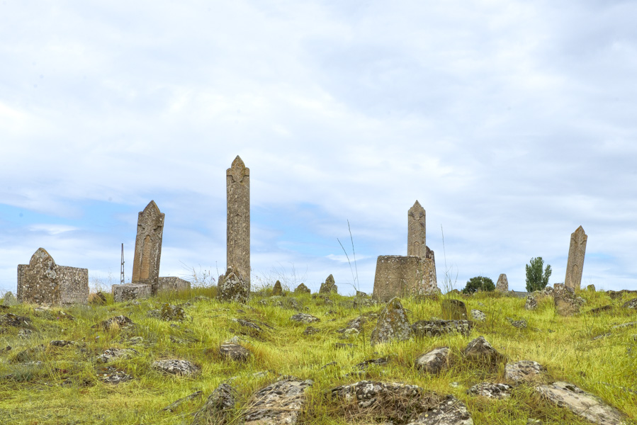 Mausoleo de Yeddi Gumbez, Shamakhi, Azerbaiyán