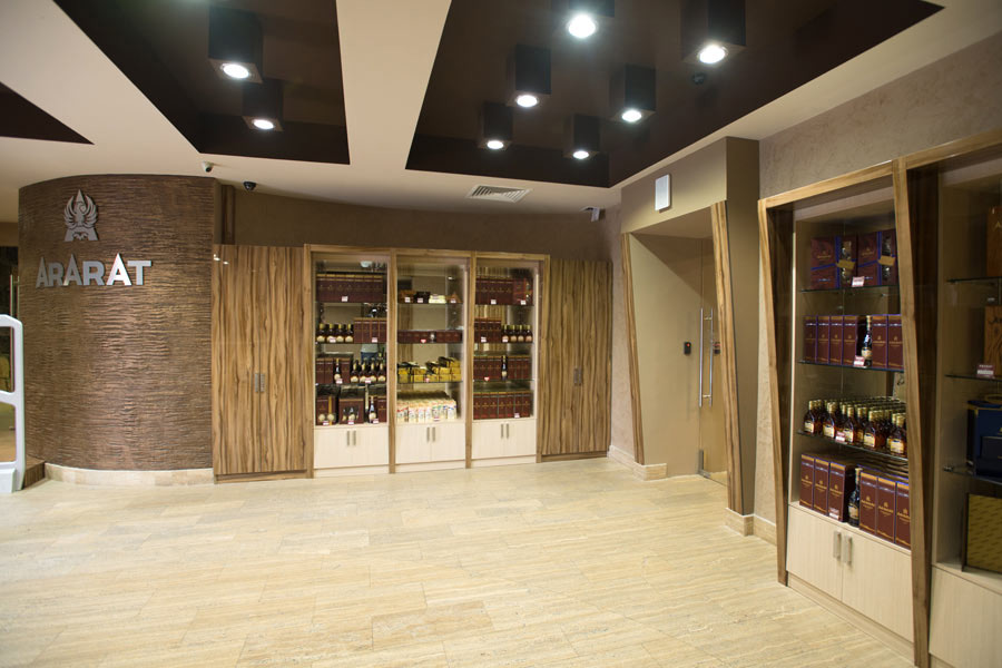 Fábrica de Coñac Ararat, Ereván, Armenia