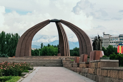 Plaza de la Victoria, Bishkek, Kirguistán