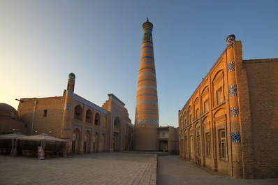 Minarete Islam-Khodja, Jiva, Uzbekistán