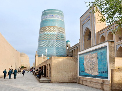 Classic Central Asia Relaxed Small Group Tour