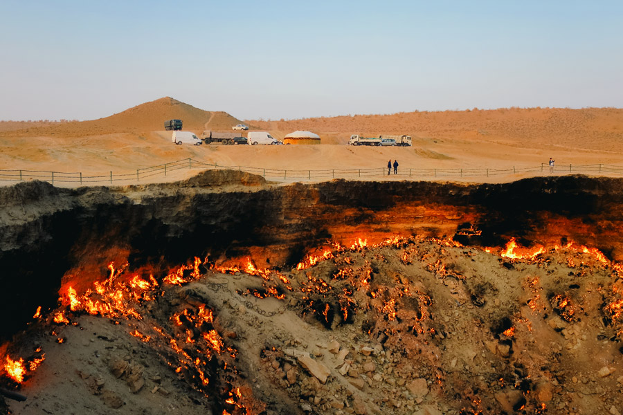 Darvaza Gas Crater, Turkmenistan