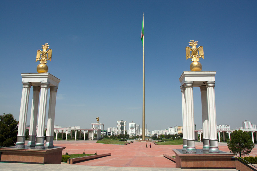 Parque de la Independencia, Asjabad
