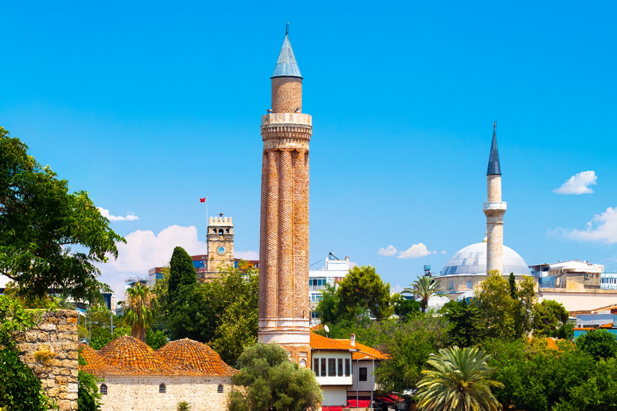 Yivli Minaret, Antalya