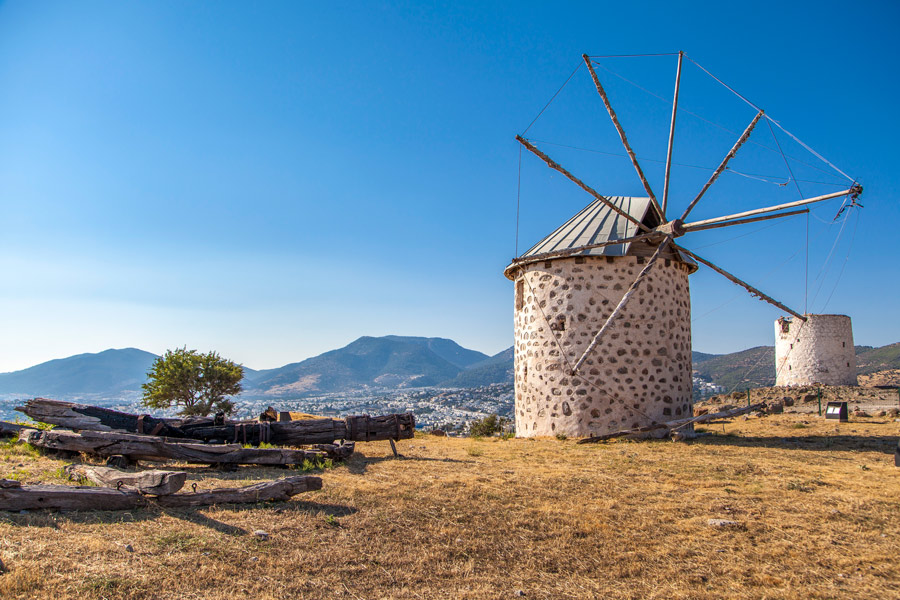 Windmills of Bodrum Windmills of Bodrum (Yel Değirmeni)