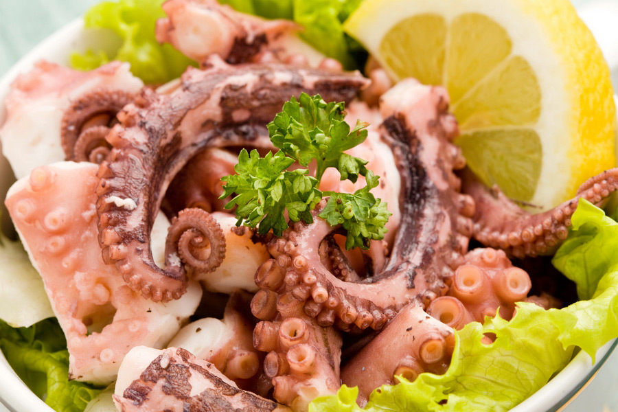 Ahtapot Salatası