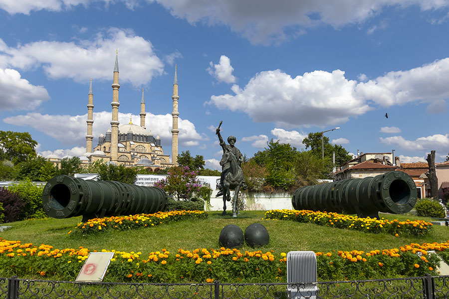 Fatih Sultan Mehmet Heykeli, Edirne