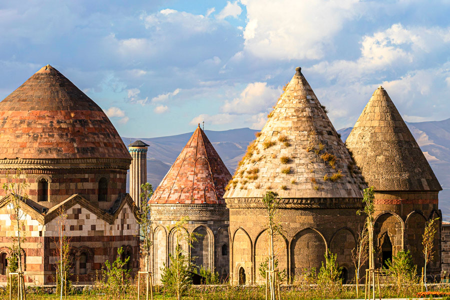 Three Tombs (Üç Kümbetler), Erzurum