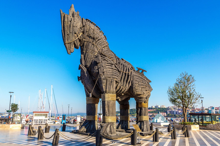 Trojan Horse from 2004 movie Troy, Troy