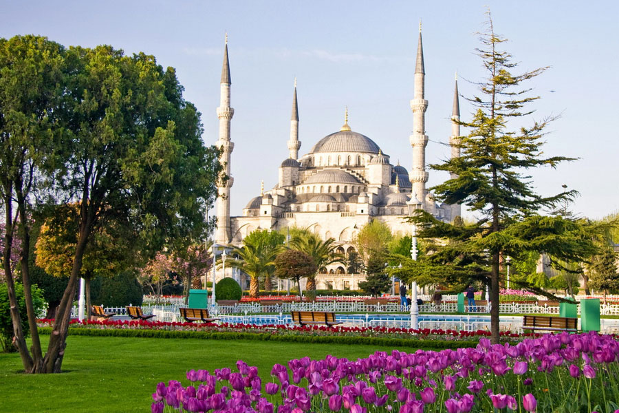 Mezquita del Sultán Ahmet (Mezquita Azul), monumentos y atracciones en Estambul