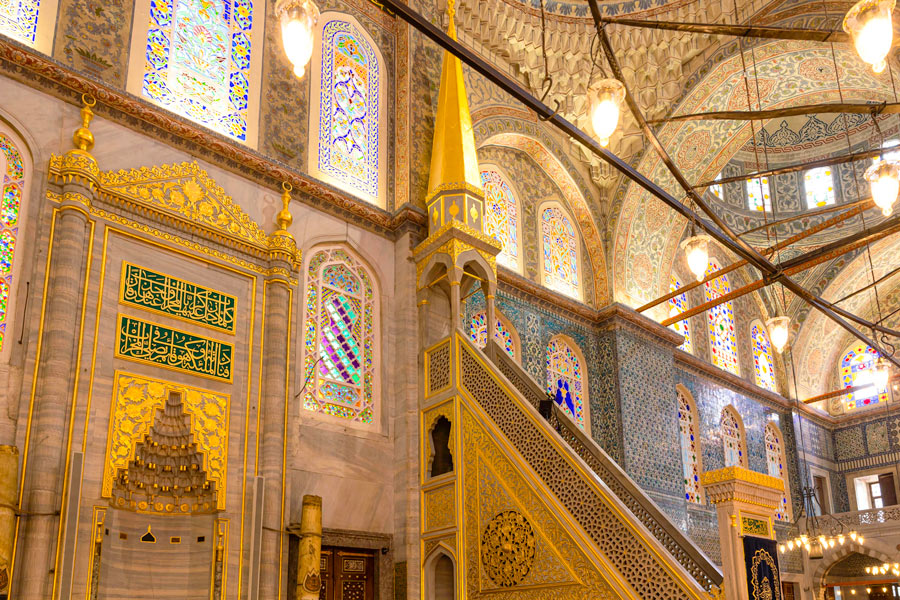 Mihrab and Minbar, Blue Mosque, Istanbul Mihrab and Minbar, Blue Mosque, Istanbul