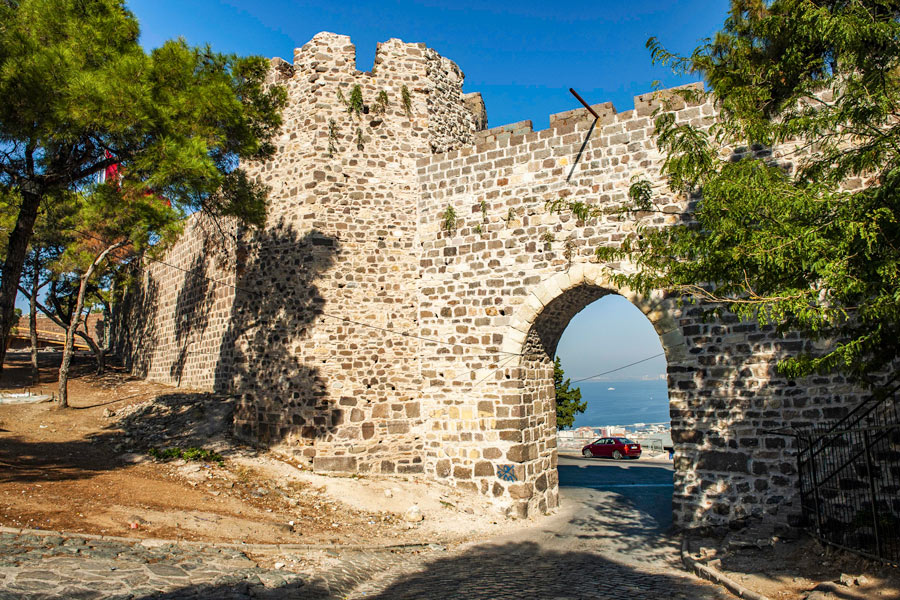 Kadifekale (Velvet Castle), Izmir
