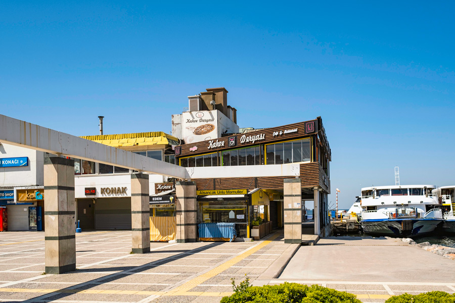 Konak Pier, Izmir