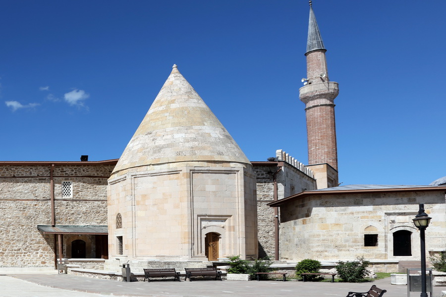 Eşrefoğlu Mosque, Konya