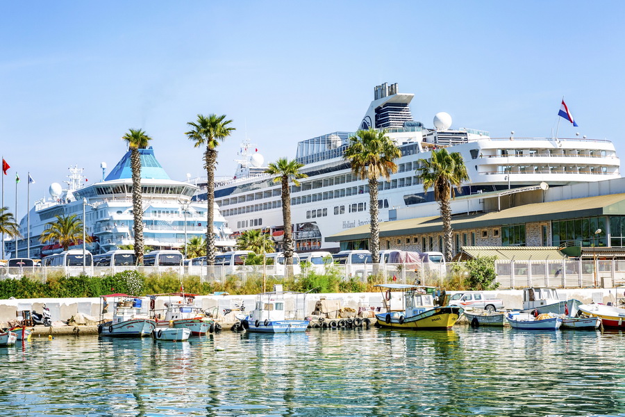 Kuşadası Port