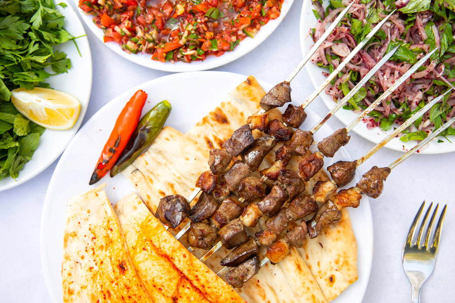 Ciğer Şiş (liver skewers on lavash) Ciğer Şiş (liver skewers on lavash), Kiremithane