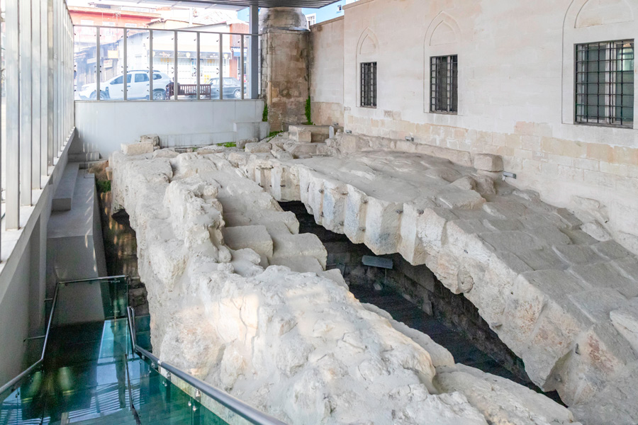 Tomb of Prophet Daniel Tomb of Prophet Daniel, Tarsus Islamic Landmarks