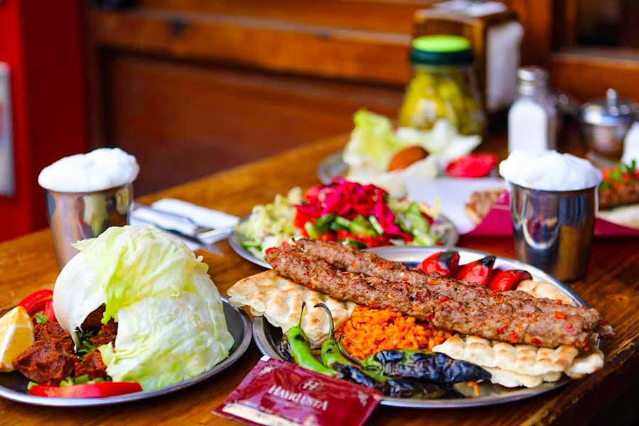 Hayri Usta Lokantası, Aydın