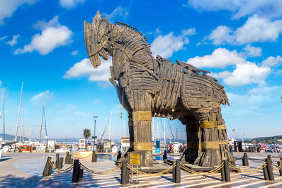 Caballo de Troya, Viaje a Turquía