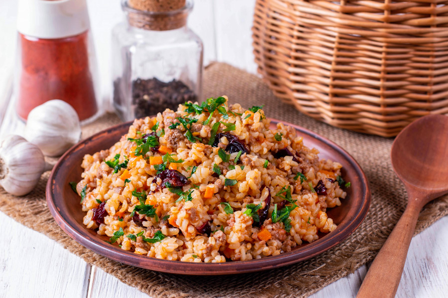 Çiriş pilaf, Food in Van