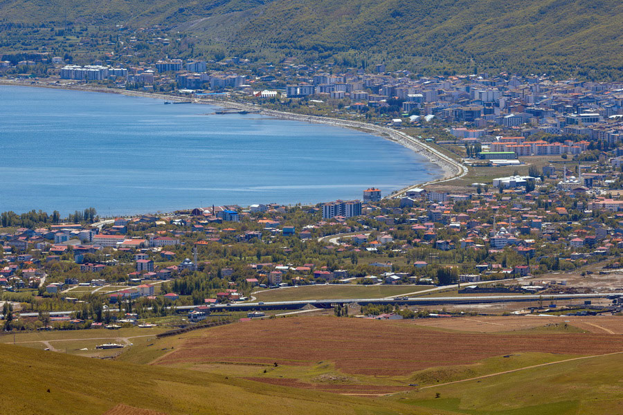 Tatvan, Lake Van