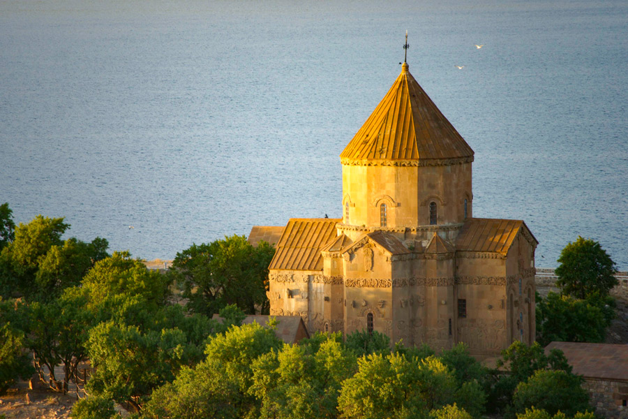 Akdamar Island & Armenian Cathedral of the Holy Cross, Van Lake