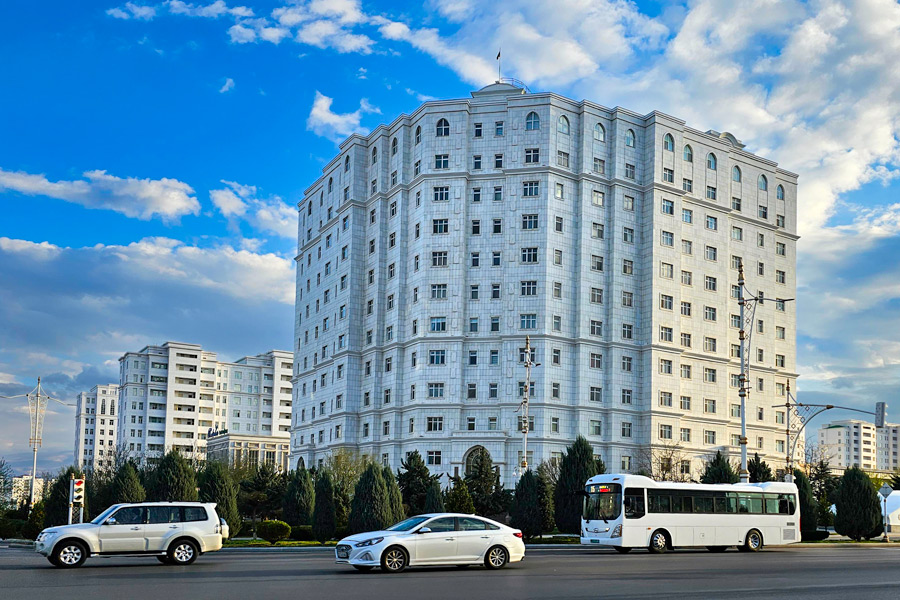 Bus, Ashgabat