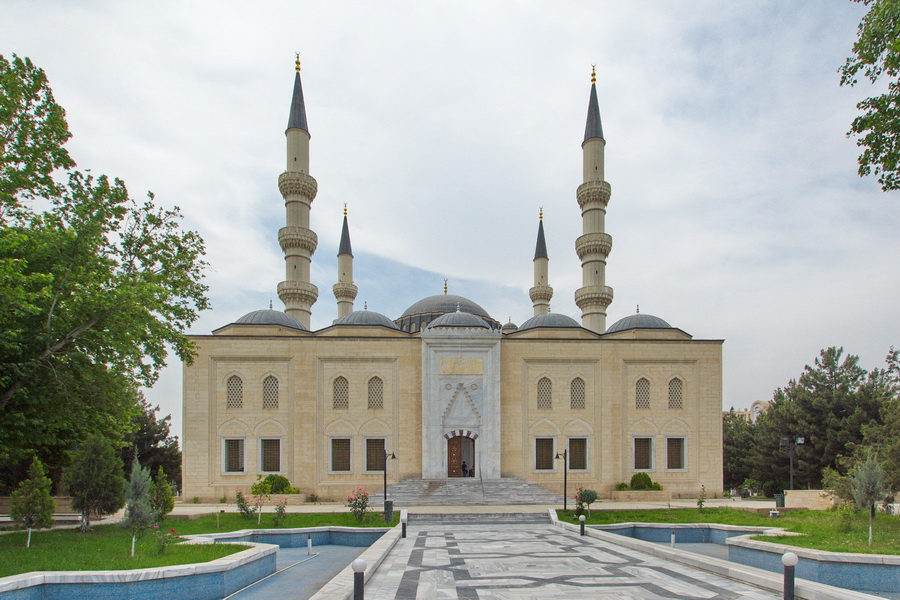 Mezquita Ertogrulgazi, Asjabad