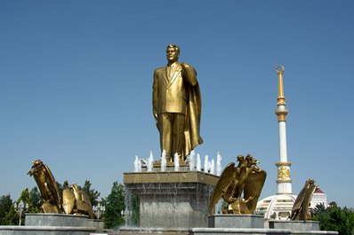 Parc de l’Indépendance, Achgabat, le Turkménistan