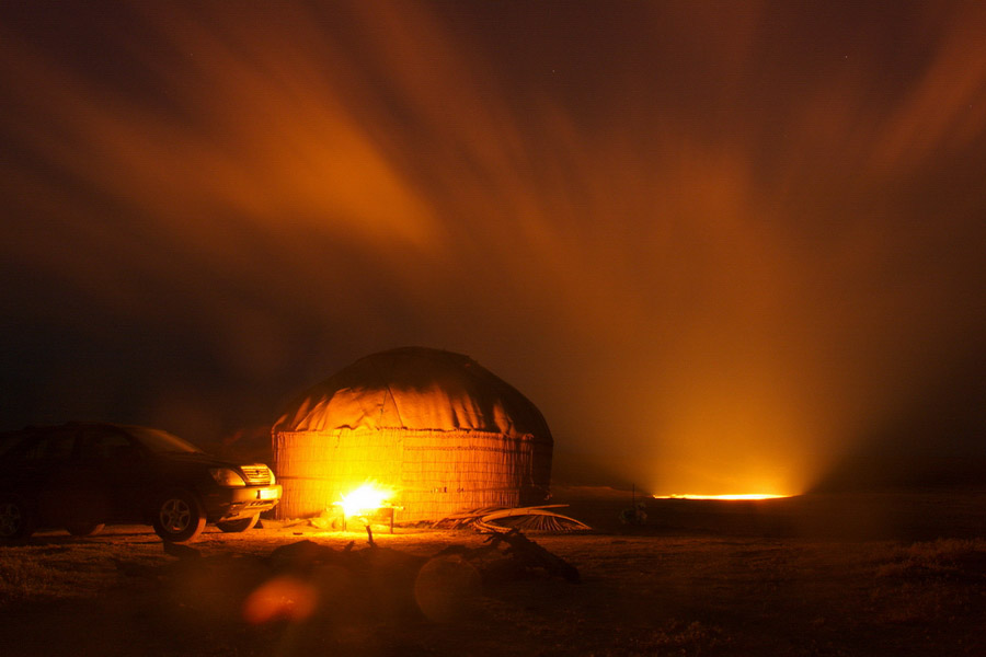 Reisen zum Krater von Derweze, Turkmenistan