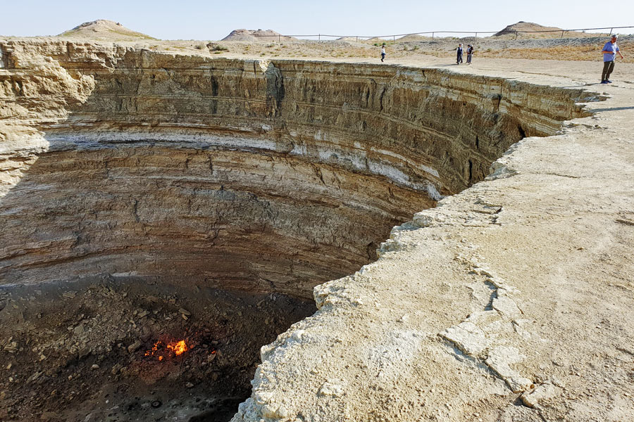 Why is the Darvaza Сrater Still Burning?