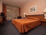 EZ Standard, Hotel Ak Altyn