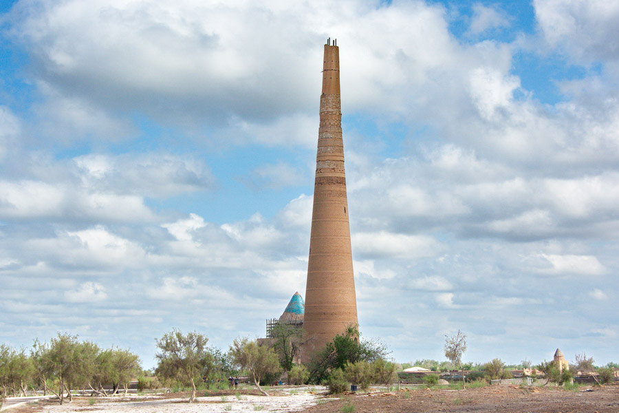 Kutlug Timur Minaret, Kunya-Urgench