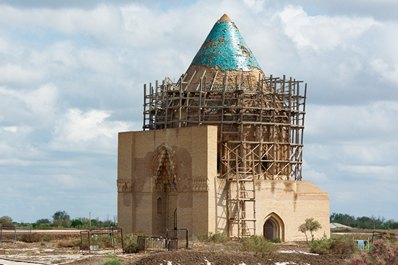 Mausolée de Sultan Tekeche, Kounya-Ourgentch