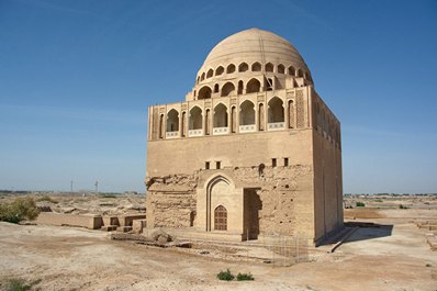 Sultan Sandzhar Mausoleum, Merv, Turkmenistan