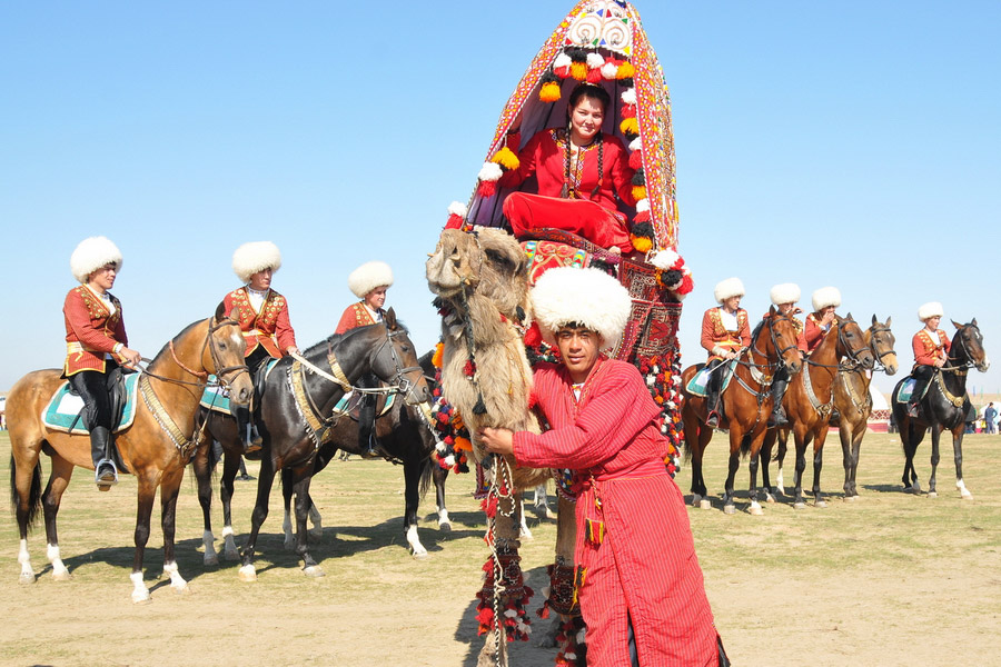 Solo Female Travel to Turkmenistan, Folk Festival