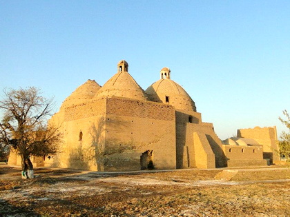 Koytendag Tour: Dinosaur Plateau and Turkmenistan’s Far East: