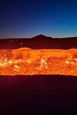 Darvaza Gas Crater, Turkmenistan