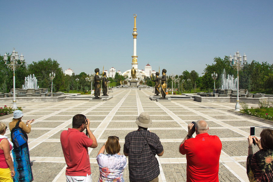 Turkmenistan Group Tours