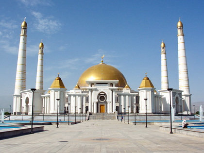 Circuit au Turkménistan 3: Achgabat, Mary, Merv, Darvaza, Gas Crater, Dachoguz, Kounya-Ourghentch, Turkmenbashi, Yangikala