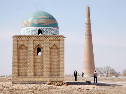 Circuit au Turkménistan 4: Le voyage à travers villes du désert.
