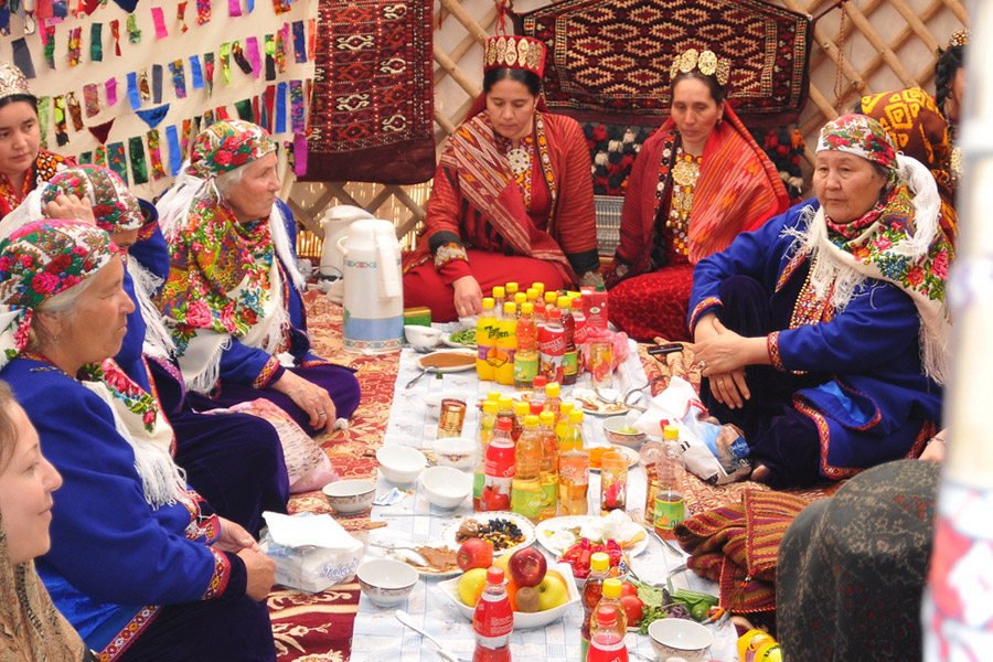 turkmenistan girl