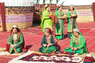 Les traditions turkmènes