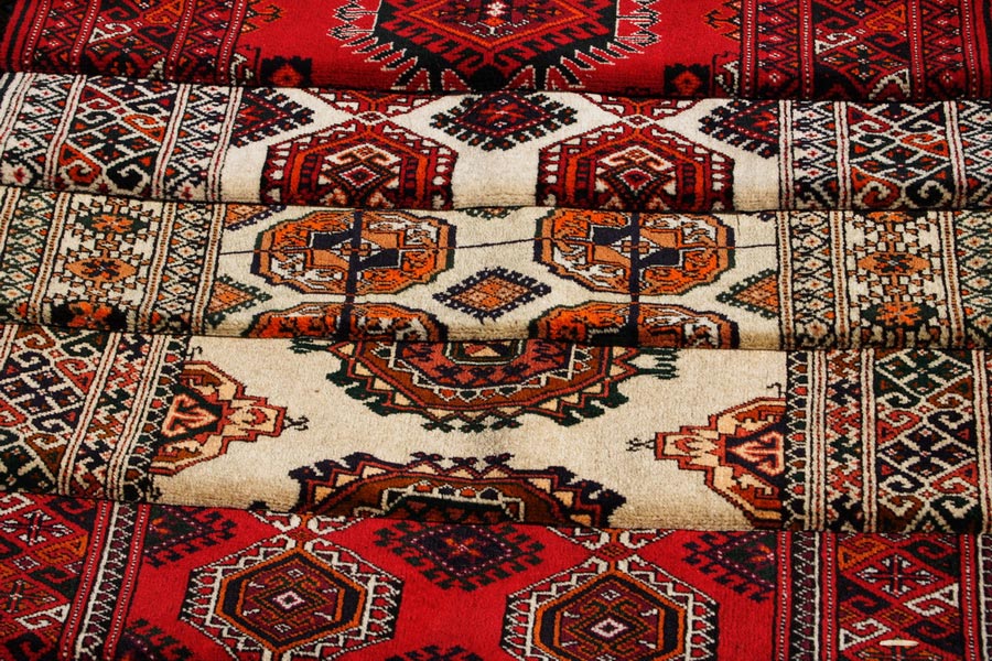 Tapis turkmènes