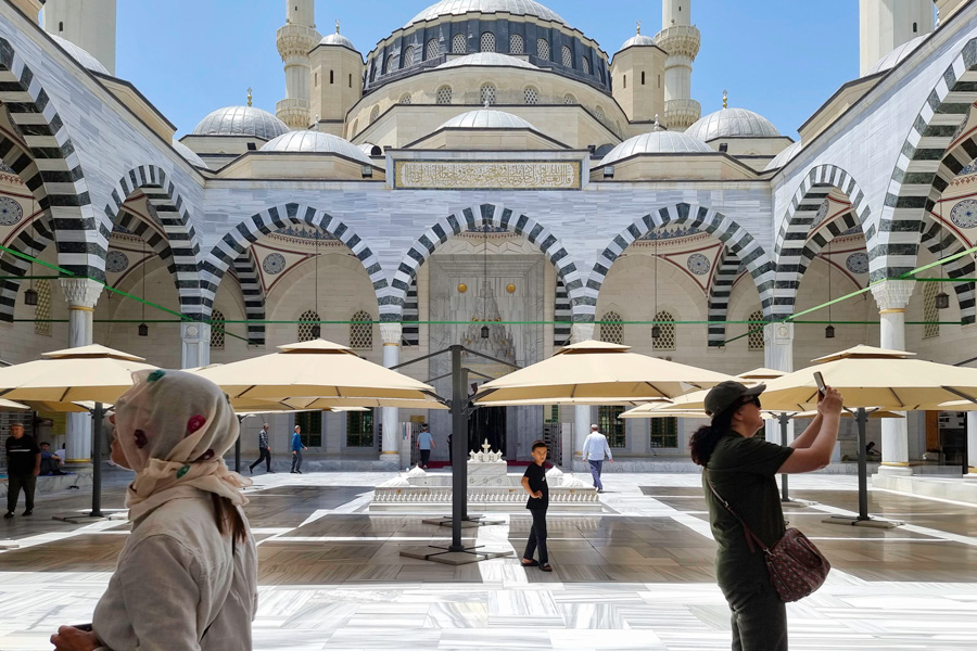 Ertugrul Gazi Mosque, Ashgabat Ertugrul Gazi Mosque, Ashgabat